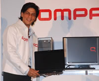 Bollywood - SRK introduceert nieuwe look van Compaq