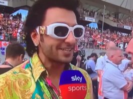Verslaggever Sky Sports vraagt Ranveer Singh "Wie ben jij" in F1-verslaggeving