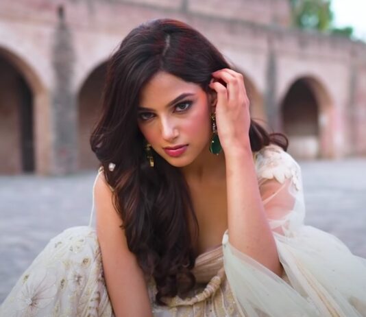 Indiase Harnaaz Sandhu gekroond tot Miss Universe